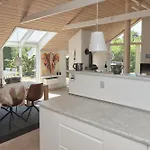 Amazing In With 3 Bedrooms And Wifi