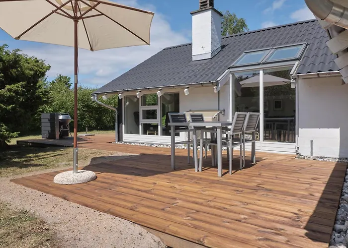 Amazing In With 3 Bedrooms And Wifi Сasa de vacaciones Ebeltoft